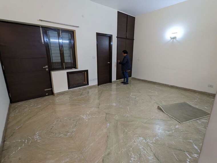 Room, gomti nagar 3 Bedroom 3200 Sq.Ft. Independent House In Gomti Nagar Lucknow 10425189