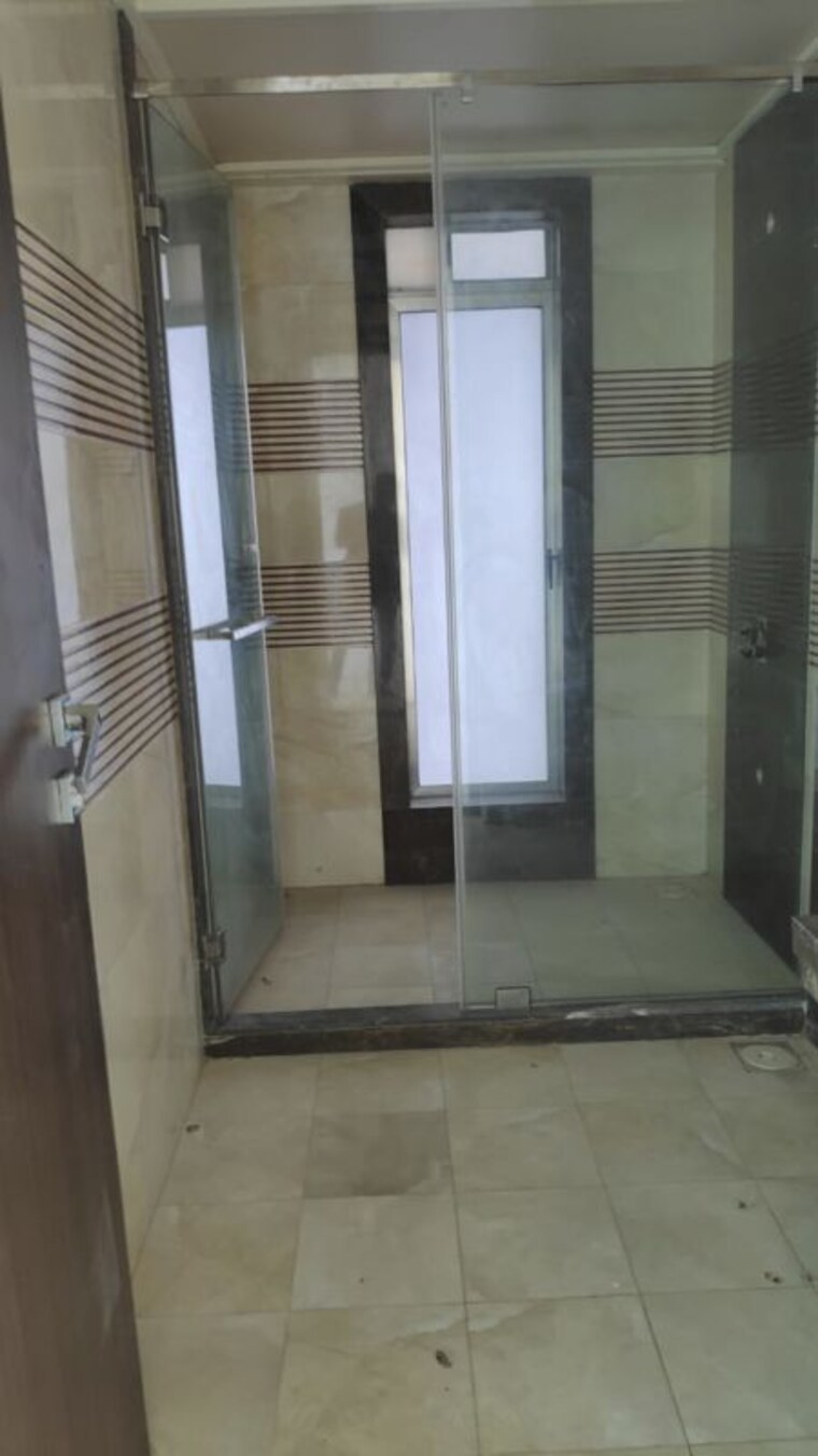 Bathroom, raj-grandeur 3.5 Bedroom 2700 Sq.Ft. Apartment In Powai Mumbai 10425201