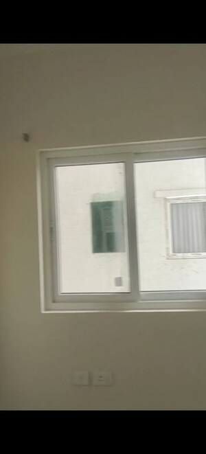 Room in 3 BHK Apartment at Candeur 40, Miyapur – for Rent