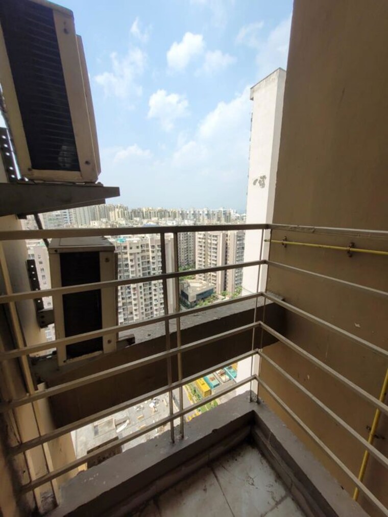 Exterior View, paras-tierea-studio-apartments 1 Bedroom 455 Sq.Ft. Apartment In Sector 137 Noida 10424868