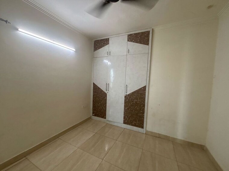 Room, gaur-city-2-14th-avenue 2 Bedroom 1040 Sq.Ft. Apartment In Sector 16c Greater Noida Greater Noida 10425250