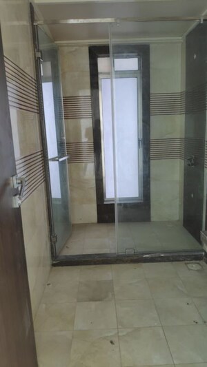 Bathroom in 4 BHK Apartment at Raj Grandeur, Powai – for Rent