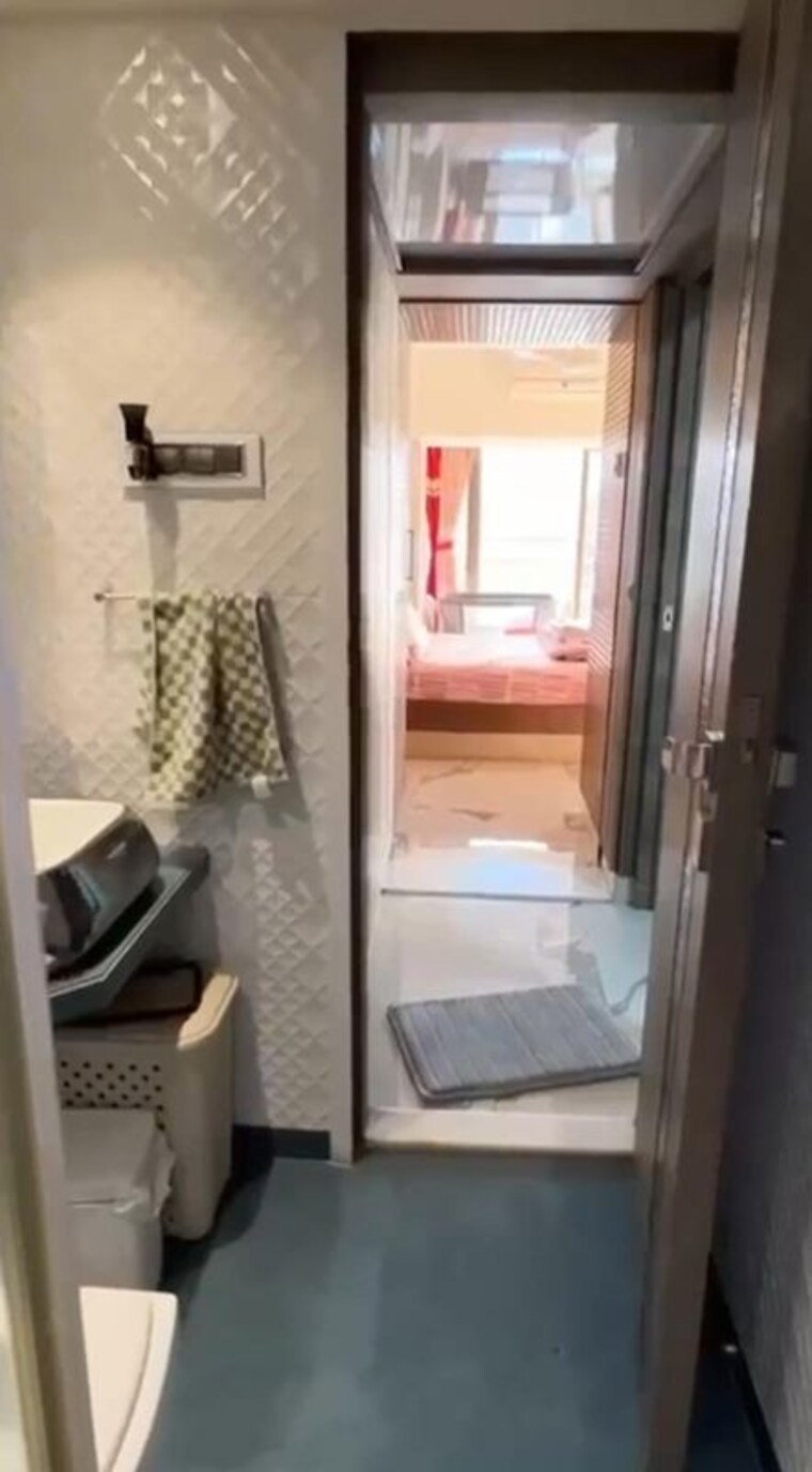 Bathroom, mayfair-meridian-andheri 2 Bedroom 807 Sq.Ft. Apartment In Andheri West Mumbai 10425261