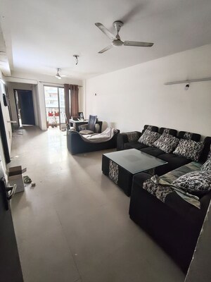 2 BHK Apartment For Rent in Logix Blossom County, Sector 137