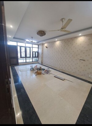 Balcony in 3 BHK Builder Floor at Greater Kailash Part 3 – for Rent