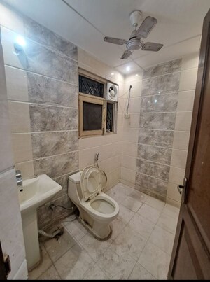 Bathroom in 3 BHK Builder Floor at Greater Kailash Part 3 – for Rent