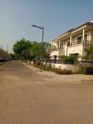  Plot – Exterior View View at DLF Hyde Park, South Mullanpur - for Sale
