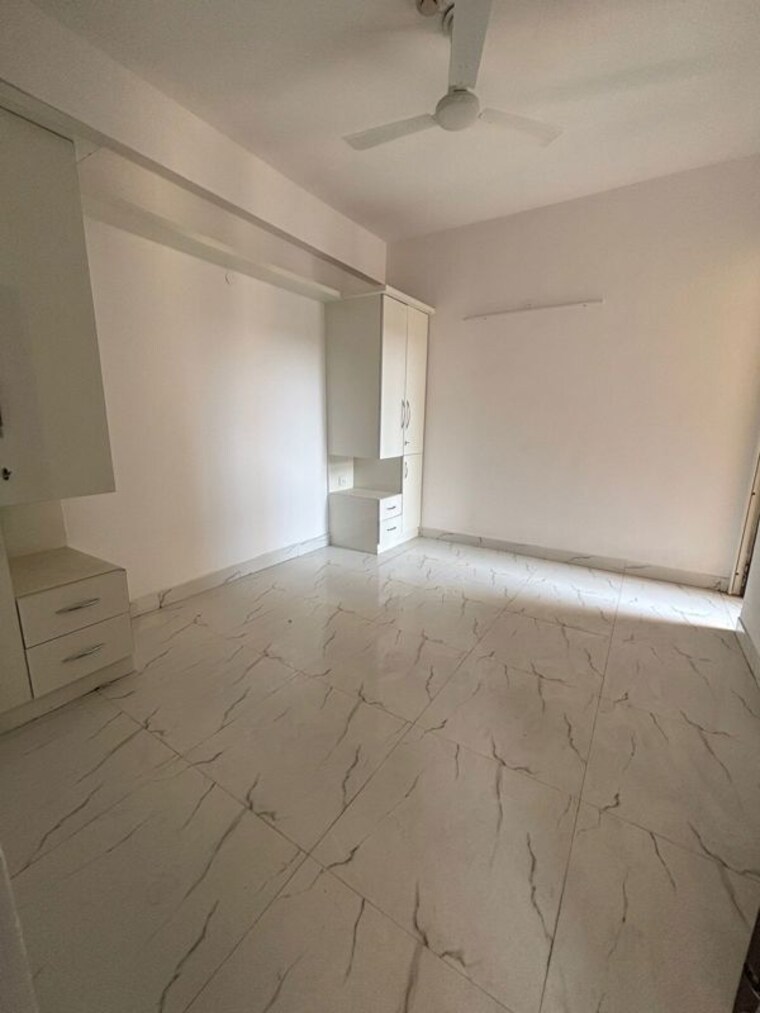 Room, casa-woodstock 2 Bedroom 1115 Sq.Ft. Apartment In Sector 16c Greater Noida Greater Noida 10403324
