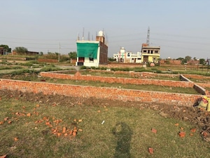 Plot Area in 2 BHK Apartment at Lodha Amara, Kolshet Road – for Rent
