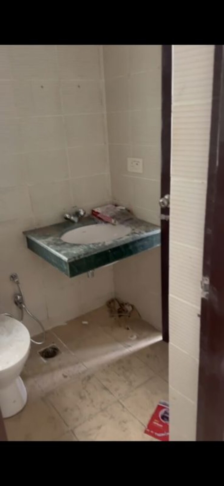 Bathroom, bptp-park-81 3.5 Bedroom 275 Sq.Yd. Builder Floor In Sector 81 Faridabad 10425346