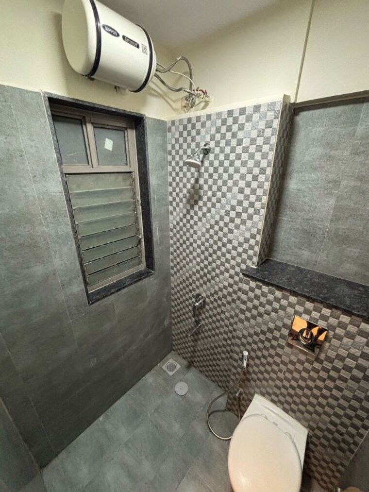 Bathroom, the-wadhwa-promenade 2 Bedroom 636 Sq.Ft. Apartment In Ghatkopar West Mumbai 10425310