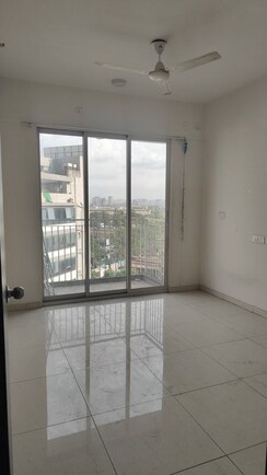 2 BHK + Extra Room Apartment For Rent in Mahindra Centralis Tower 1