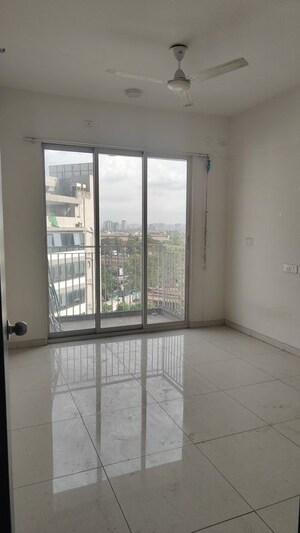2 BHK Apartment For Rent in Mahindra Centralis Tower 1, Pimpri