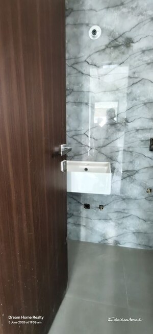 Bathroom in 2 BHK Apartment at Aim Horizon, Jogeshwari East – for Rent