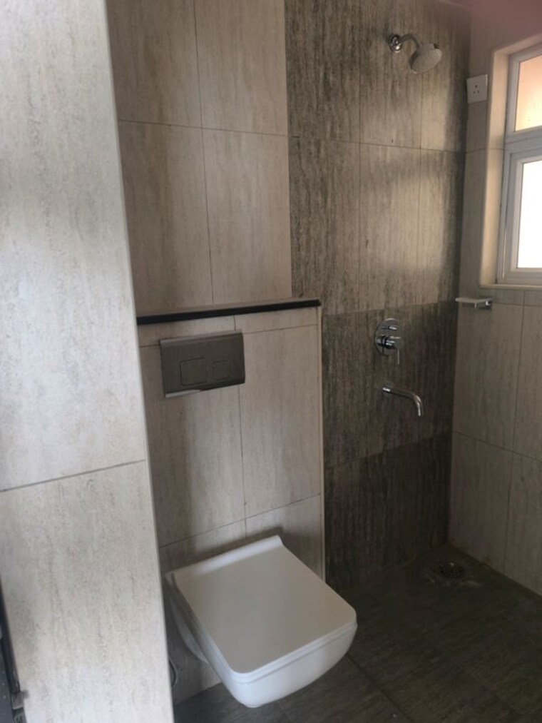 Bathroom, shriram-solitaire 2 Bedroom 1055 Sq.Ft. Apartment In Yelahanka New Town Bangalore 10425386