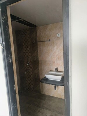 Bathroom in 2 BHK Apartment at Shriram Solitaire, Yelahanka New Town – for Sale
