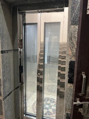 Building Lobby in 4 BHK Builder Floor at Sector 85 – for Rent