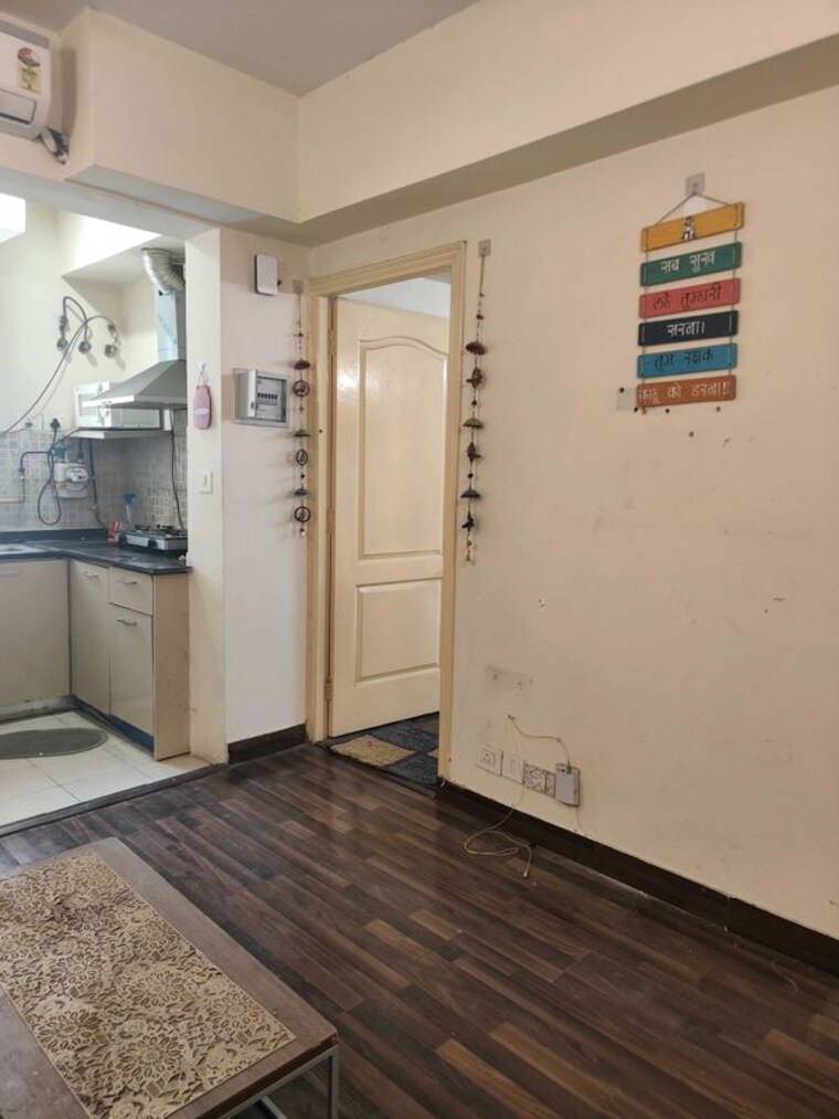 Room, paras-tierea-studio-apartments 1 Bedroom 495 Sq.Ft. Apartment In Sector 137 Noida 10425269