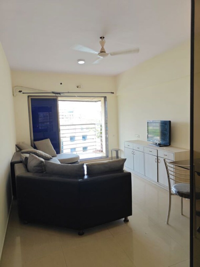 Living Room, andheri west 2 Bedroom 900 Sq.Ft. Apartment In Andheri West Mumbai 10425396