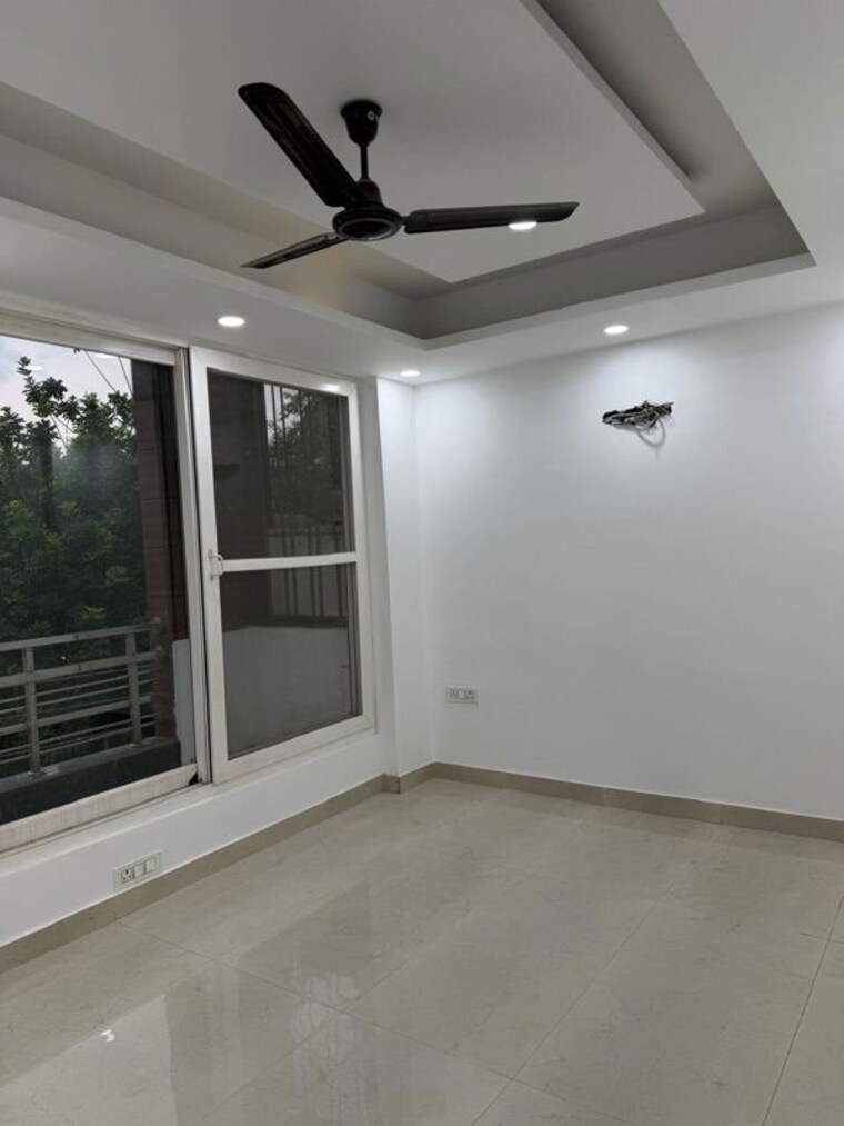 Room, smart-world-orchard 2.5 Bedroom 1250 Sq.Ft. Builder Floor In Sector 61 Gurgaon 10425409