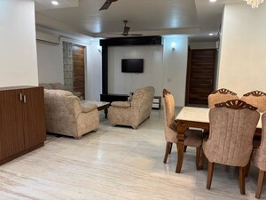 Living Room in 3 BHK Builder Floor at Sector 46 – for Rent