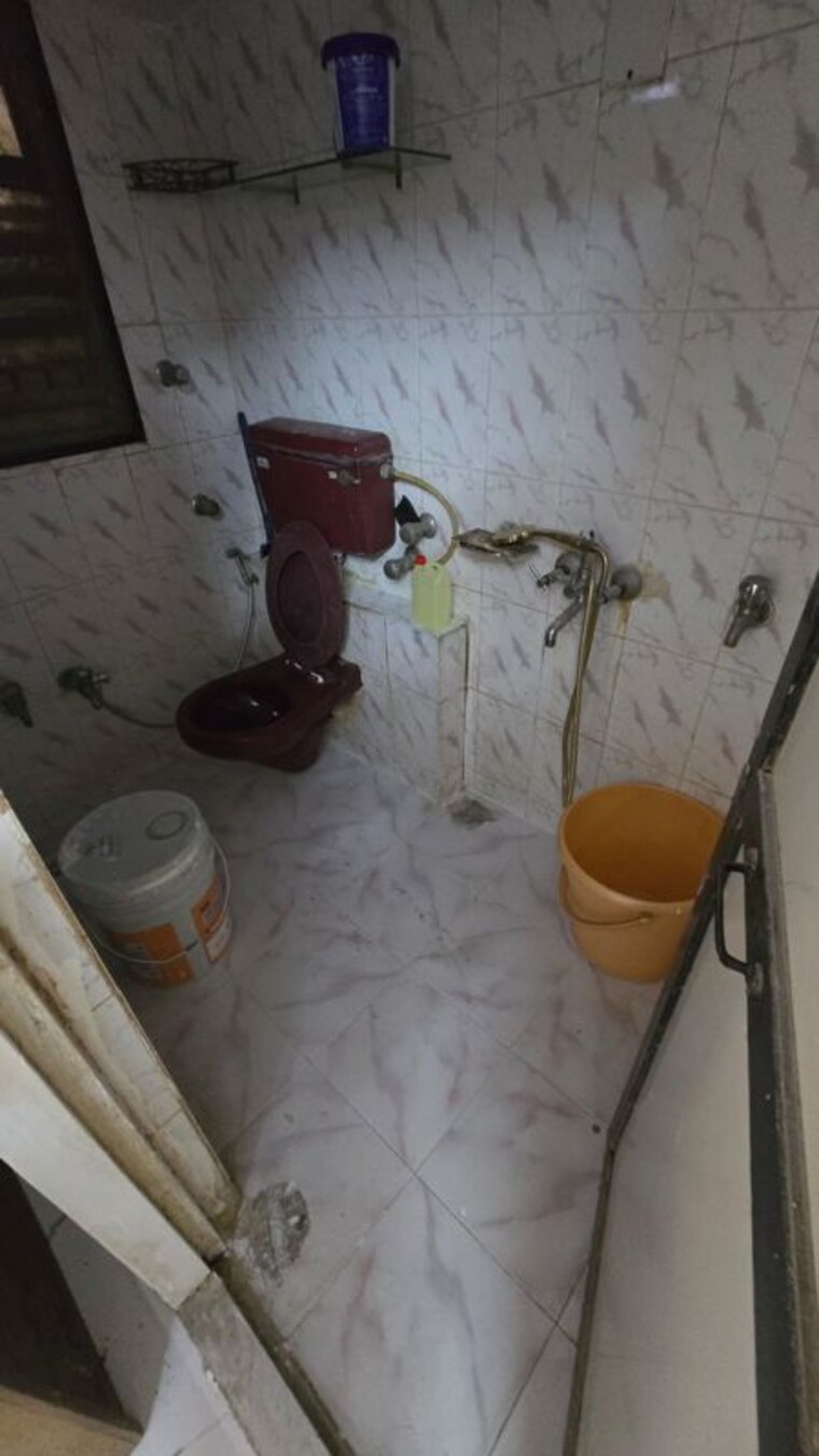 Bathroom, kopar khairane 2 Bedroom 1100 Sq.Ft. Apartment In Kopar Khairane Navi Mumbai 10425423
