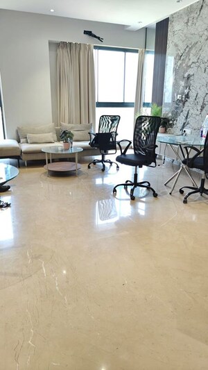 Gym in 4 BHK Apartment at Goregaon East – for Rent