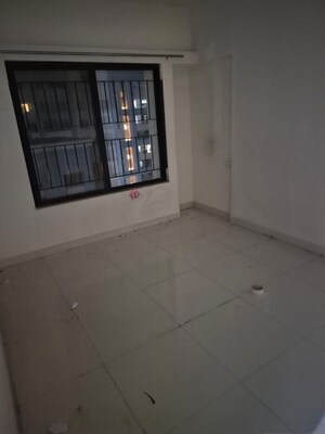 Room in 2 BHK Apartment at Wadgaon Sheri – for Rent