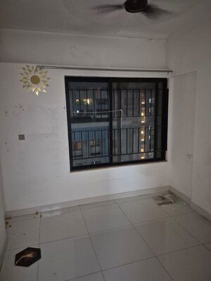 Room in 2 BHK Apartment at Wadgaon Sheri – for Rent