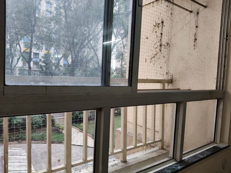 Balcony, hiranandani-estate-flora 1 Bedroom 550 Sq.Ft. Apartment In Ghodbunder Road Thane 10425446