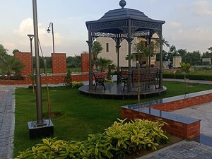3.5 BHK Builder Floor – Garden View at Breez Flora Avenue 33, Sohna Sector 33 - for Sale