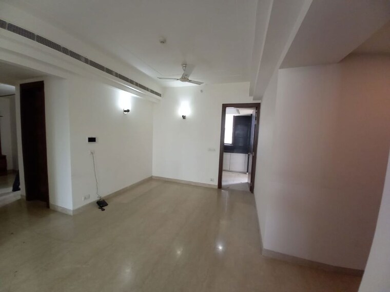 Hall, m3m-golf-estate-fairway-east 3 Bedroom 4081 Sq.Ft. Apartment In Sector 65 Gurgaon 10425469