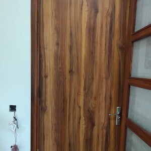 Furnished Amenities in 2 BHK Builder Floor at Sector 14 – for Rent