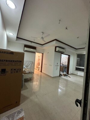 Room in 1 BHK Apartment at Jaypee Kalypso Court, Sector 128 – for Rent