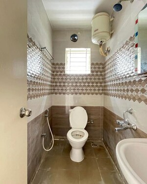 Bathroom in 2 BHK Builder Floor at Harlur – for Rent