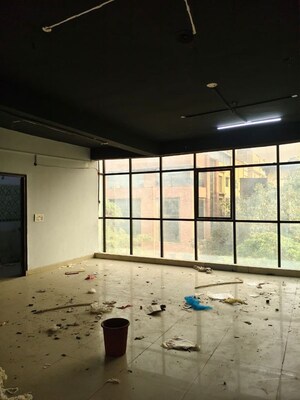 Room in  Warehouse at Sector 63 – for Rent