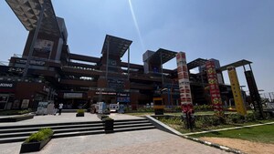  Shop – Exterior View View at Sun Twilight, Sector 27 Yamuna Expressway - for Sale
