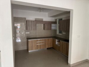 Room in 3 BHK Apartment at Pacific Golf Estate, Kulhan – for Sale