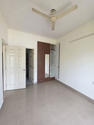 Room in 2 BHK Builder Floor at Harlur – for Rent