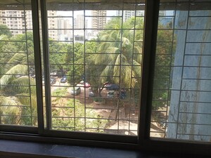 Room in 1 BHK Apartment at Brahmand Phase III , Brahmand – for Rent