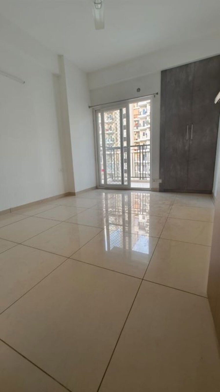 Room, gulshan-botnia 2.5 Bedroom 1160 Sq.Ft. Apartment In Sector 144 Noida 10358438