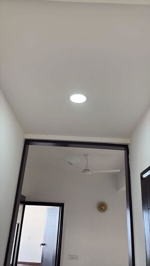 Furnished Amenities in 2.5 BHK Apartment at Jaypee Greens Kalypso Court, Sector 128 – for Rent