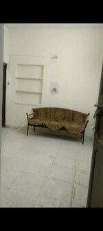 1 Rk  + Basement 400 Sq.Ft. Builder Floor in Mehrauli