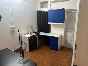 Team Area in 2 BHK Apartment at Deccan Gymkhana – for Rent