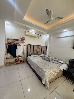 Bedroom in 3 BHK Builder Floor at Sector 45 – for Rent