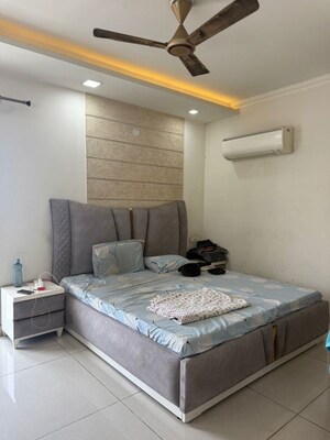 Bedroom in 3 BHK Builder Floor at Sector 45 – for Rent