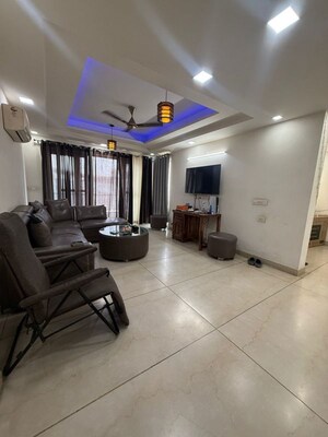 Living Room in 3 BHK Builder Floor at Sector 45 – for Rent