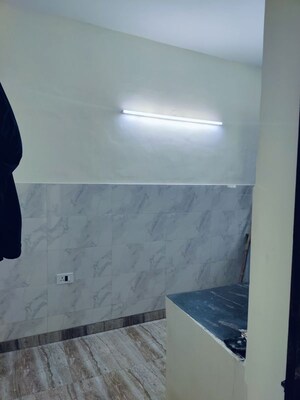 Bathroom in 1 BHK Villa at Sector 52 – for Rent