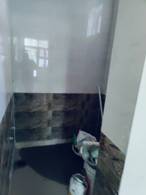 Furnished Amenities in 1 BHK Villa at Sector 52 – for Rent