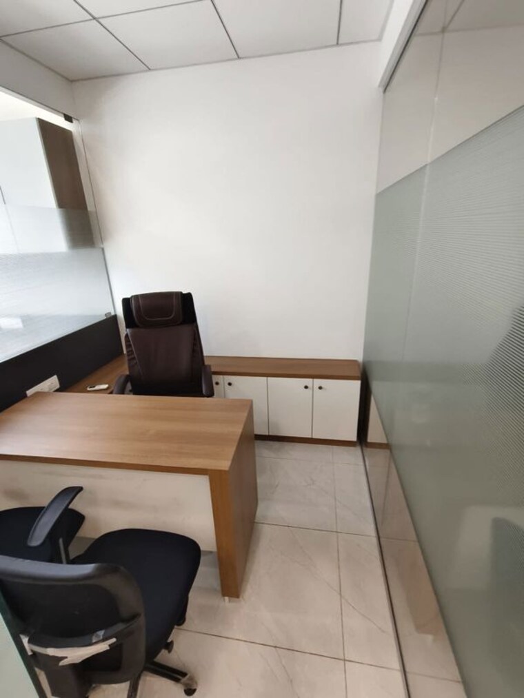 Team Area, sunteck-crest Commercial Office Space 540 Sq.Ft. In Andheri East Mumbai 10420637